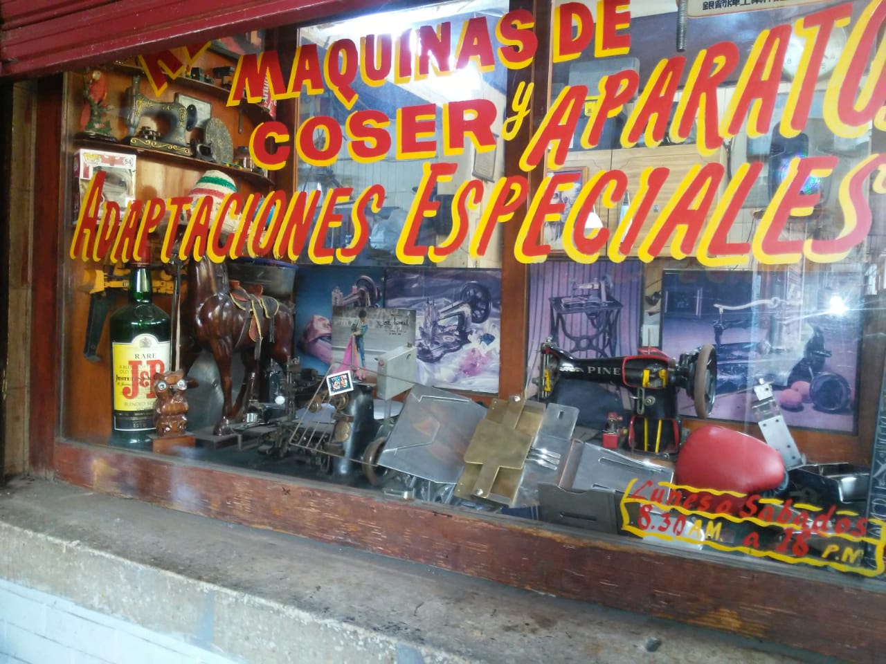 Mercado San Lucas -Aparatos para Máquinas de Coser